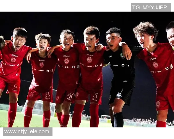 子琪足球:探索年轻球员的成长之路与未来发展潜力 子琪足球:探索年轻球员的成长之路与未来发展潜力